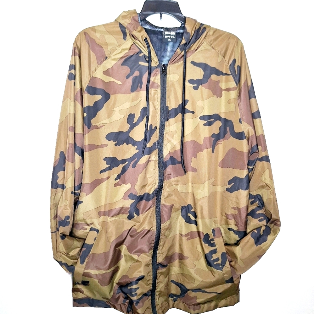 Molokai Surf Co. Camouflage windbreaker size XL.